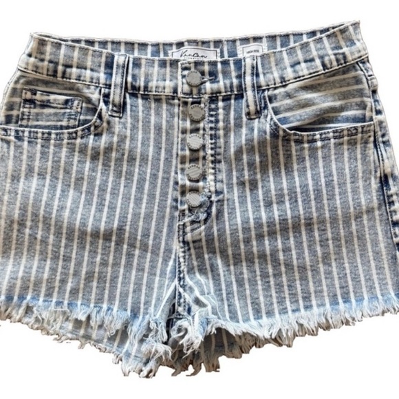 KanCan Pants - KANCAN ⭐ High Rise Striped Denim Shorts ✨ Button Fly Size 26